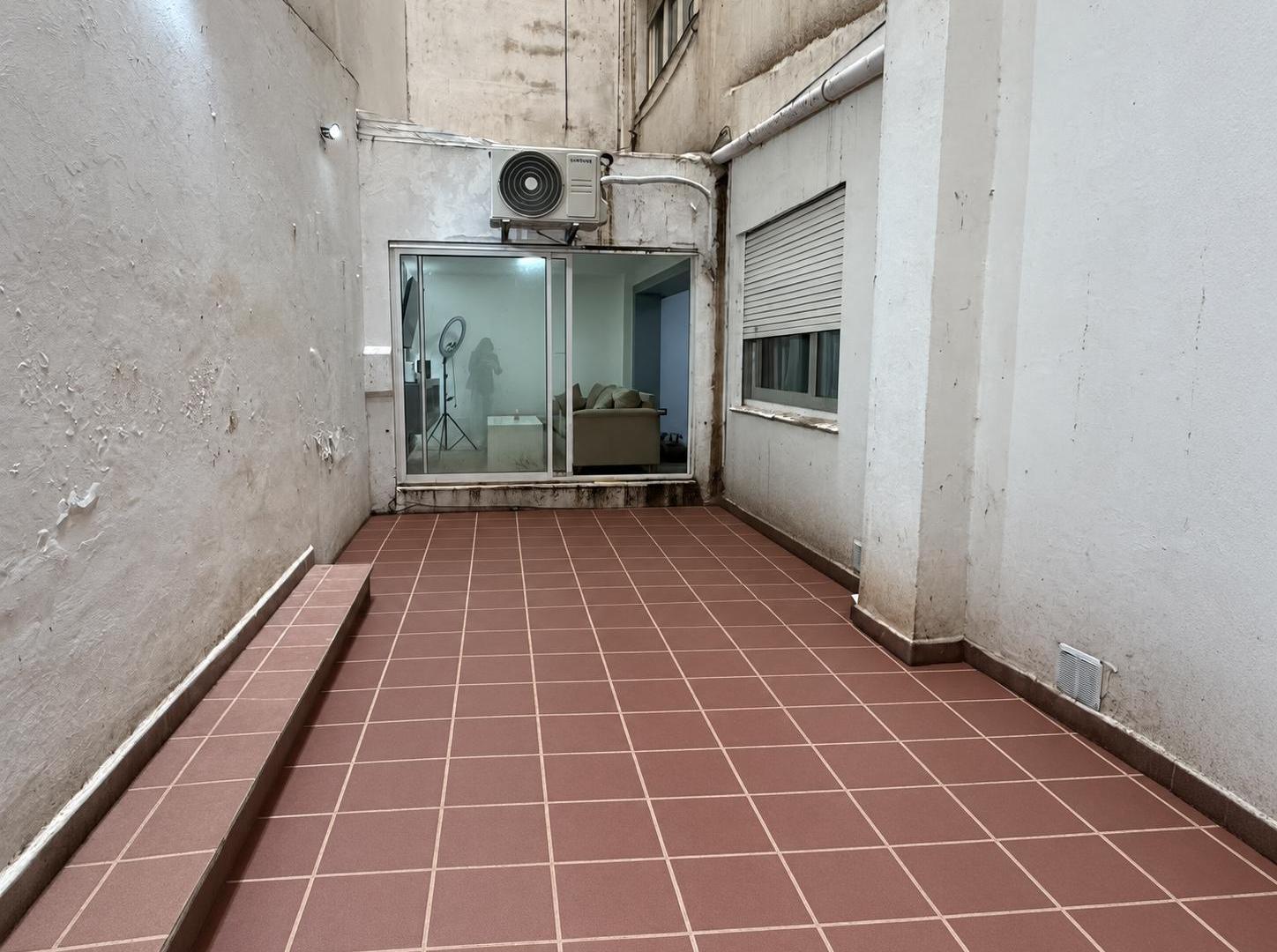 Foto de DEPARTAMENTO 3 AMBIENTES CON PATIO EN VENTA – AV. COLÓN AL 1600 – MAR, imagen 3