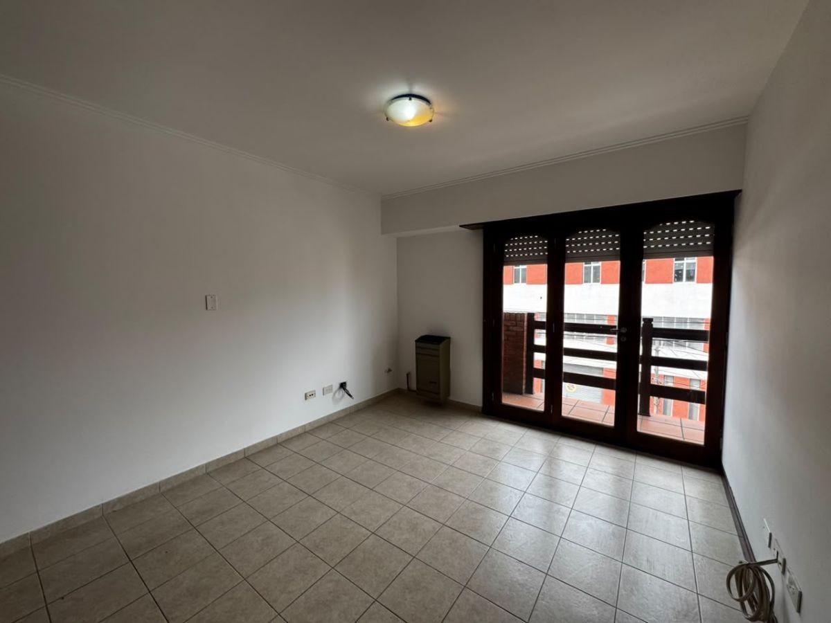 Foto de ALQUILER 24 MESES | OFICINA 75 M2 | 2DO PISO | FRENTE | BALCON | ZONA, imagen 2