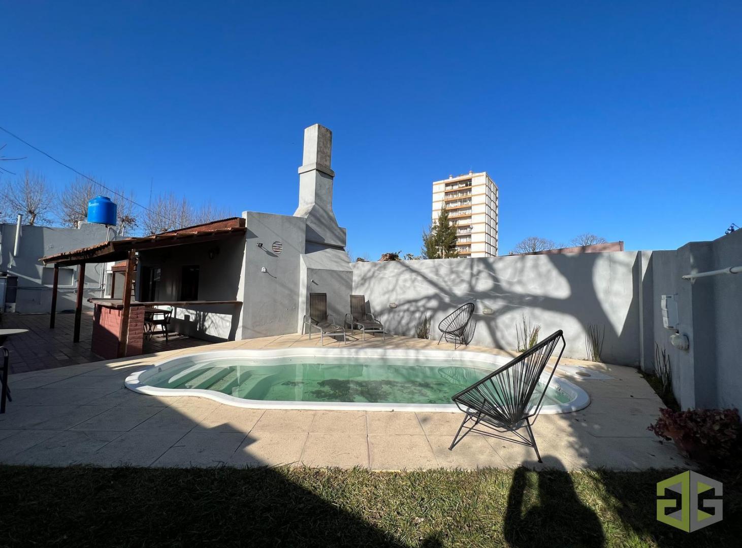 Foto de Casa céntrica con pileta, imagen 1