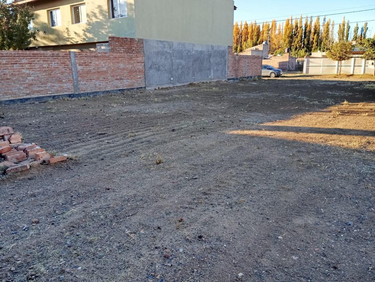 Venta Lote de Terreno en Barrio Camino del Sol Primera Etapa Plottier 3