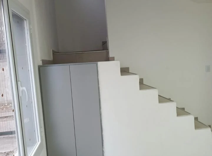 ALQUILER HERMOSO DÚPLEX EN LA HERRADURA PLOTTIER 2