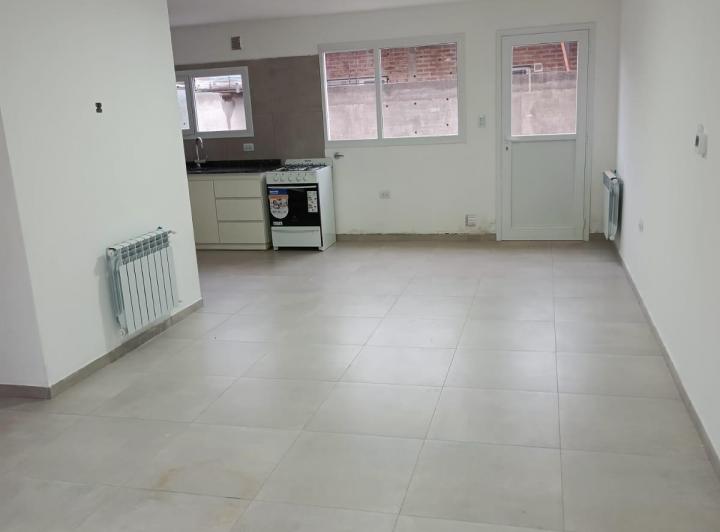 ALQUILER HERMOSO DÚPLEX EN LA HERRADURA PLOTTIER 3