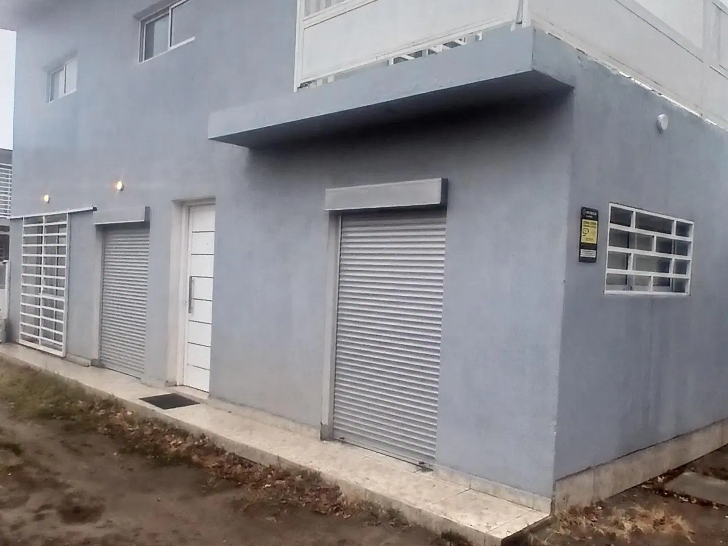 Alquiler duplex 1 dorm. PLOTTIER 2