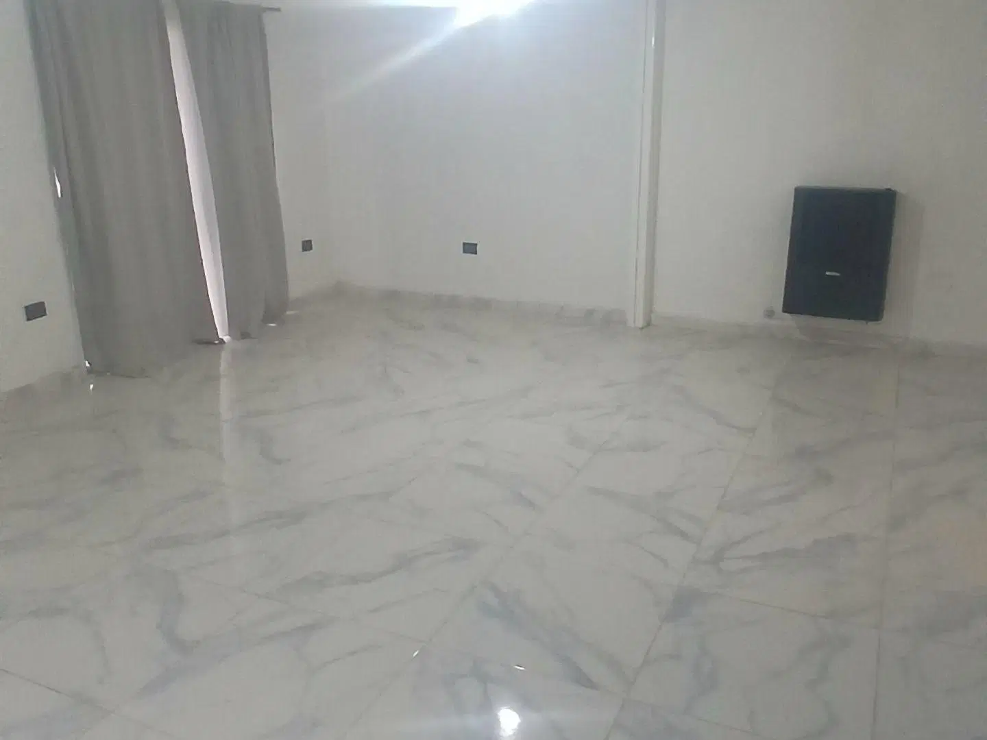 Alquiler duplex 1 dorm. PLOTTIER 5