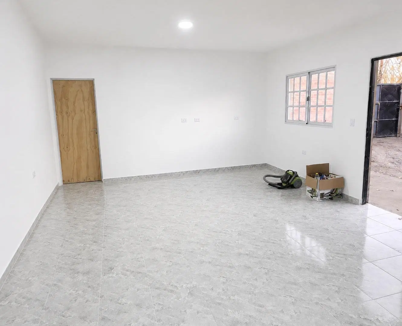 Alquiler departamento 1 dorm. PLOTTIER 4