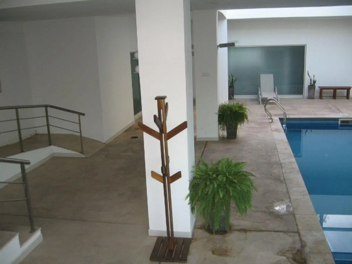 MAI TEI! ALQUILER ANUAL 2 DOR CON BALCON Y COCHERA 2