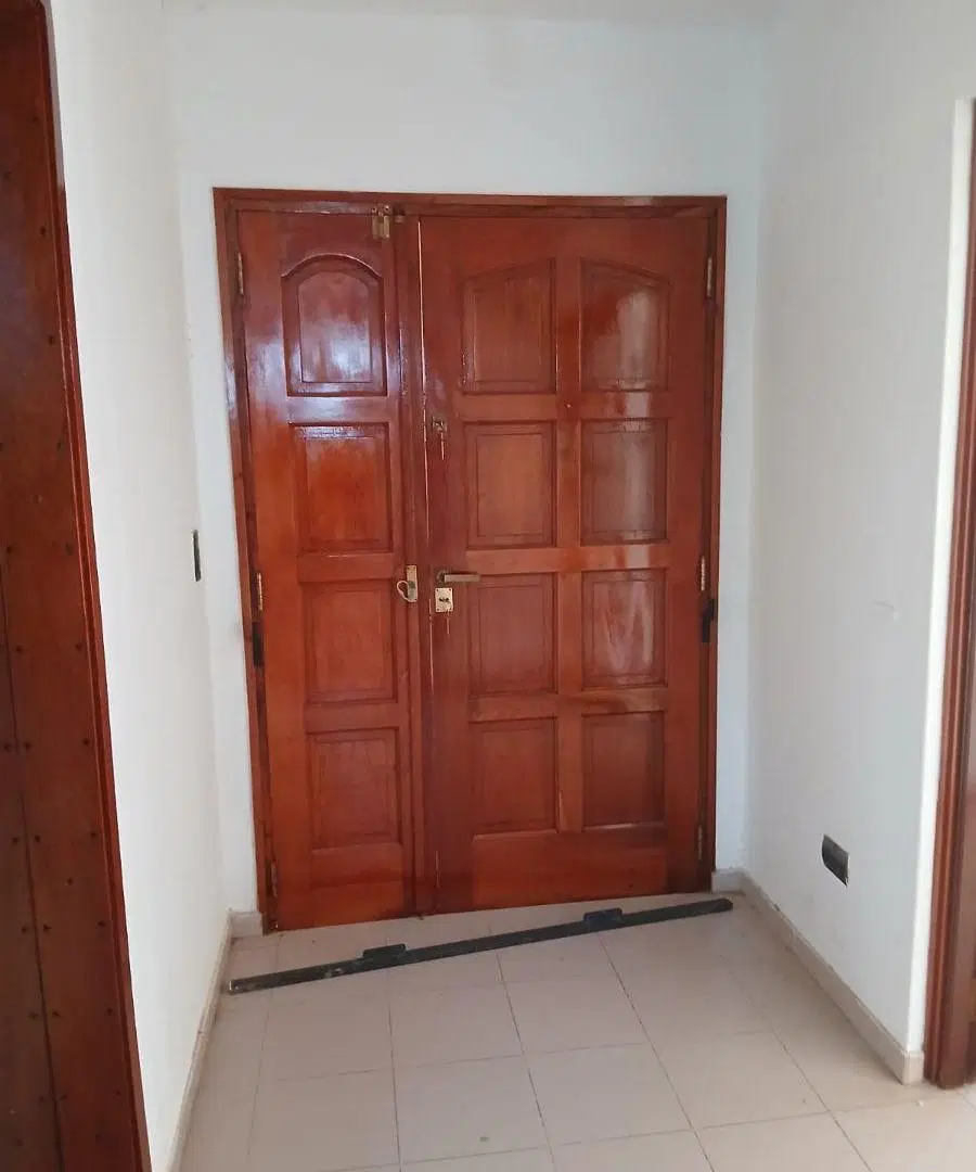 HERMOSA CASA CON PILETA Y QUINCHO EN ARGUELLO 5