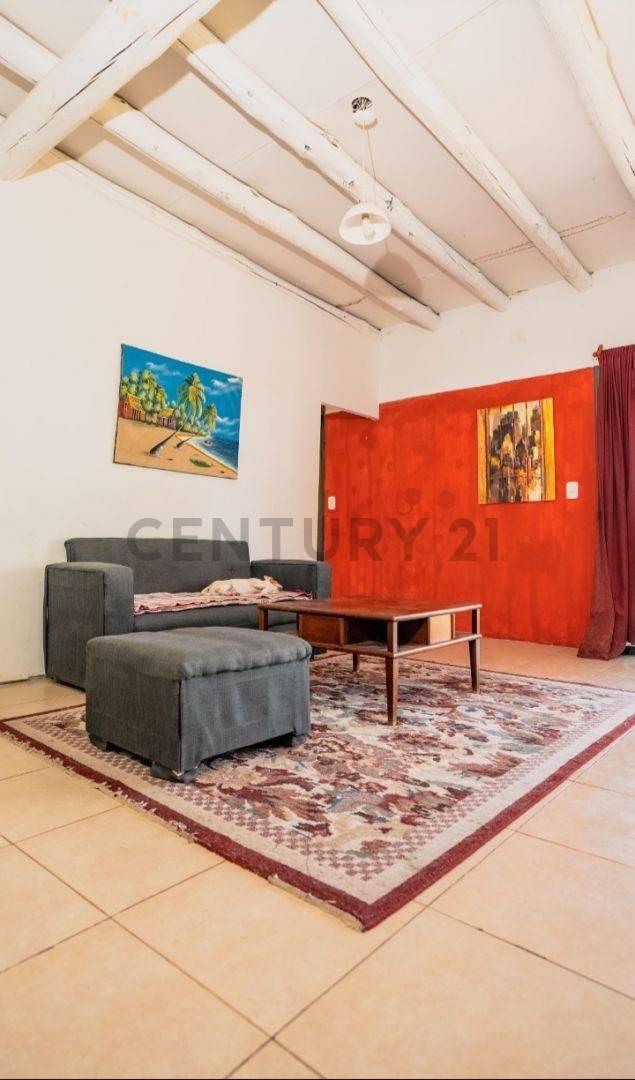 Century 21 Lucio Barroso Vende Casa Los Juanes Oportunidad Única 2