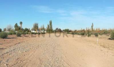 Century 21 Lucio Barroso Ofrece a La Venta en Barrio Privado Olivares de San Roque. 3