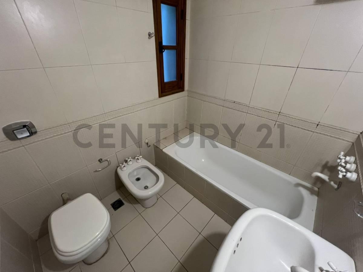 Casa en Venta en Chacras de Coria 4