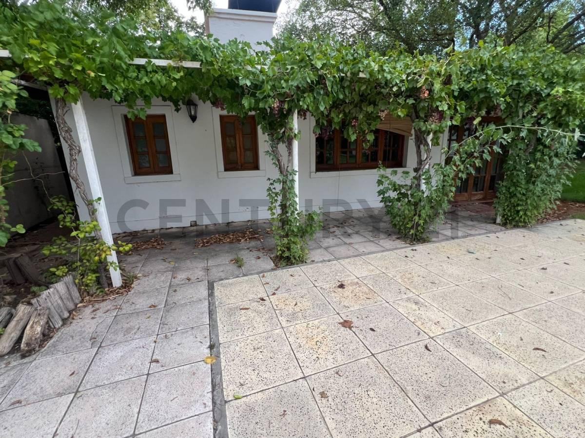 Casa en Venta en Chacras de Coria 5