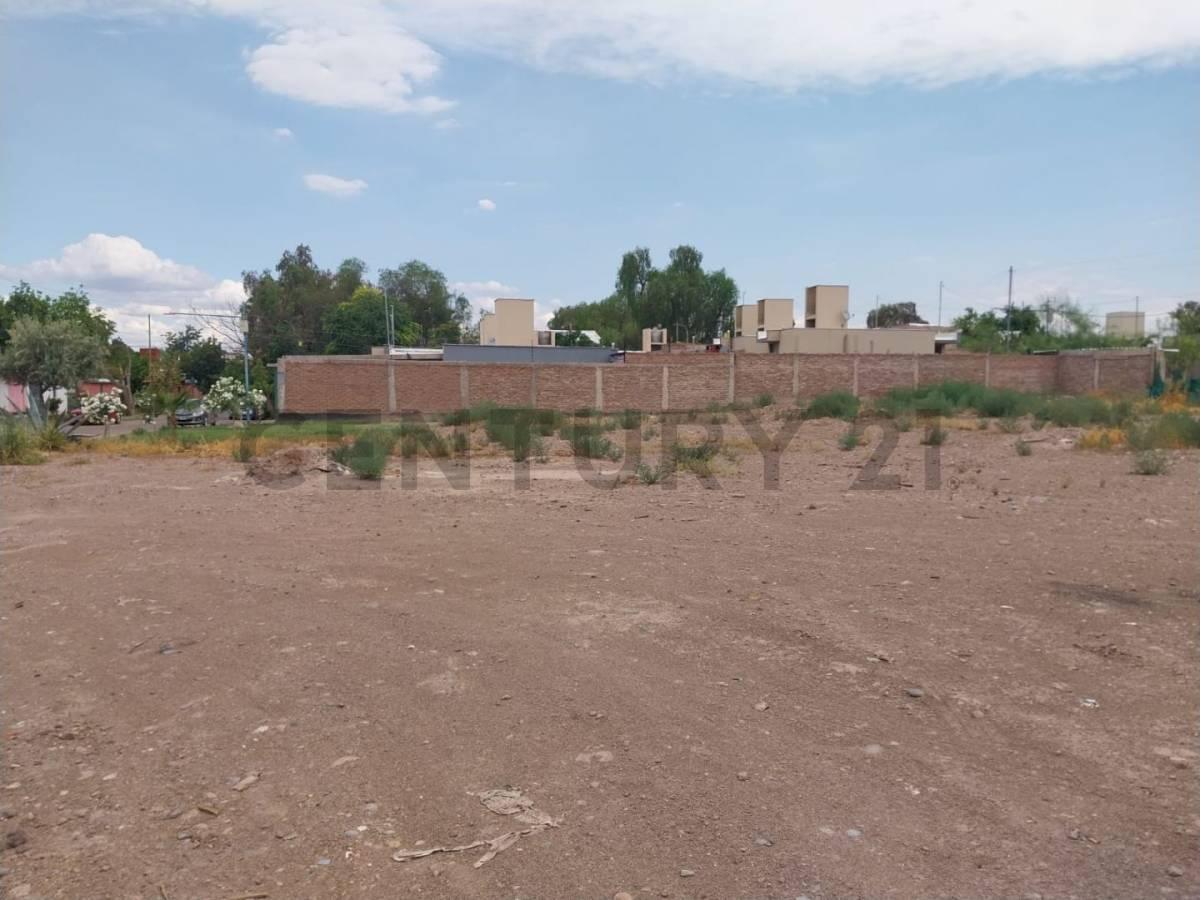 Venta de Terreno en Barrio Sarmiento, Godoy Cruz