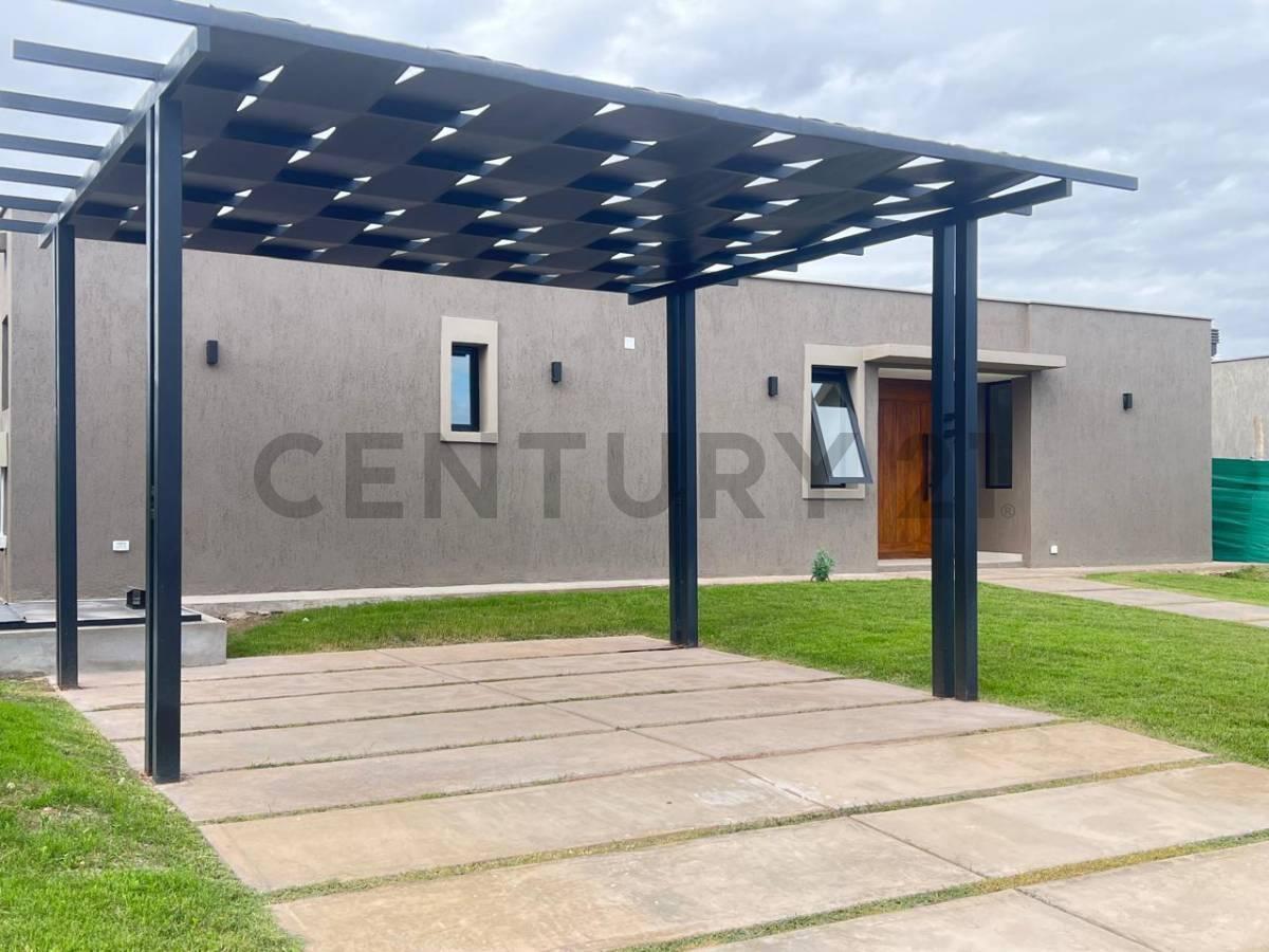 Se Vende Casa en Barrio Privado Lar de Vieytes II 3