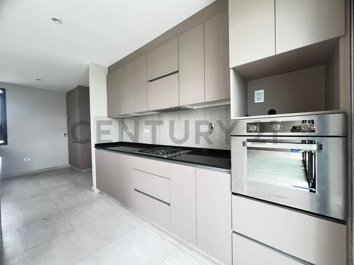 Se Vende Casa en Barrio Privado Lar de Vieytes II 4