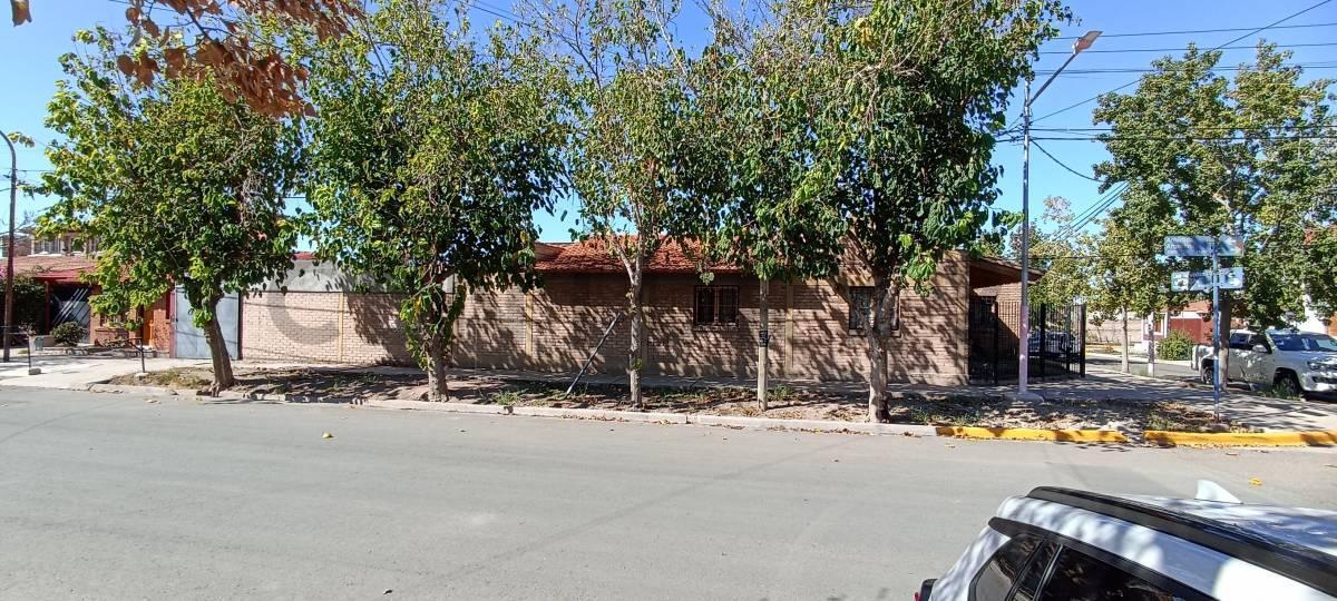 Venta de Casa en Las Heras 1