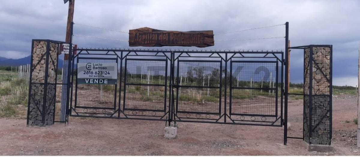 Venta de Lote "Barrio Las Pircas Blancas" 1