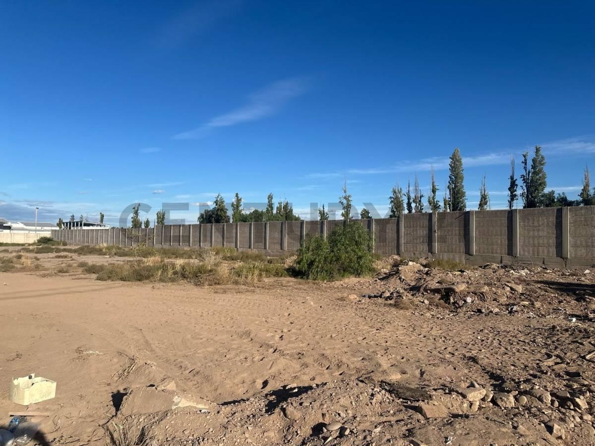 Venta de Terreno en Zona Industrial Rodríguez Peña 4