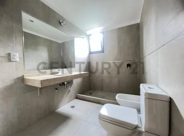 Se vende casa en barrio privado Lar de Vieytes II 3