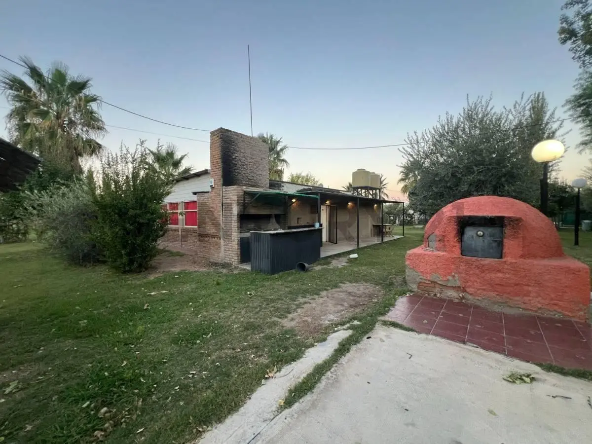 Se alquila salon para eventos o local gastronomico 3