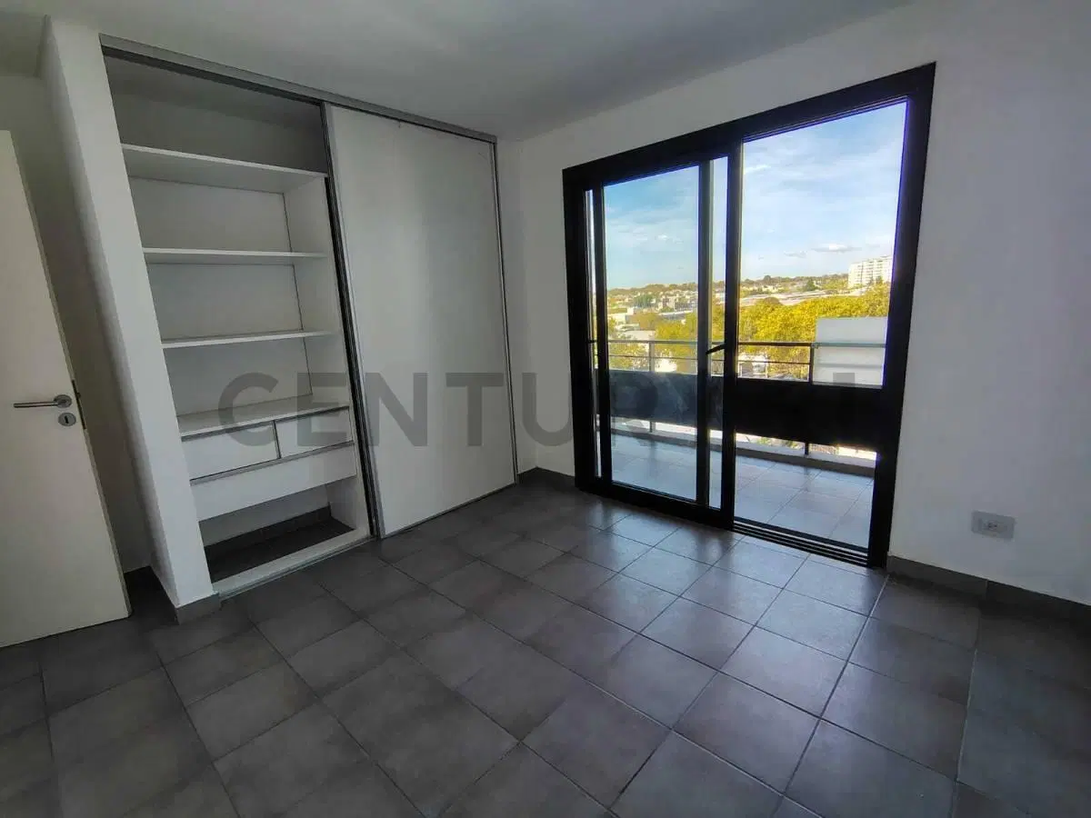 CENTURY 21 LUCIO BARROSO ALQUILA 3