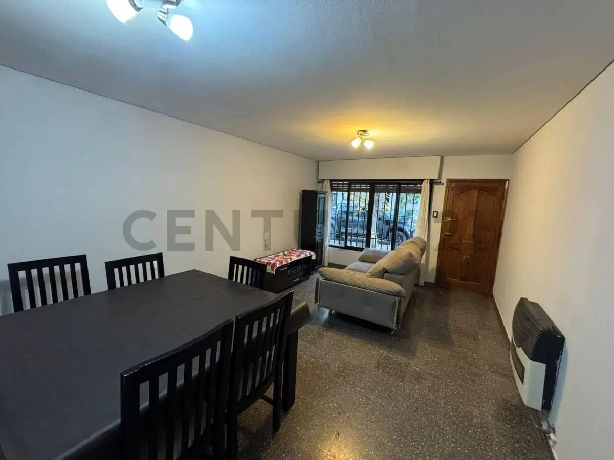 CASA EN VENTA QUINTA SECCION MENDOZA 4