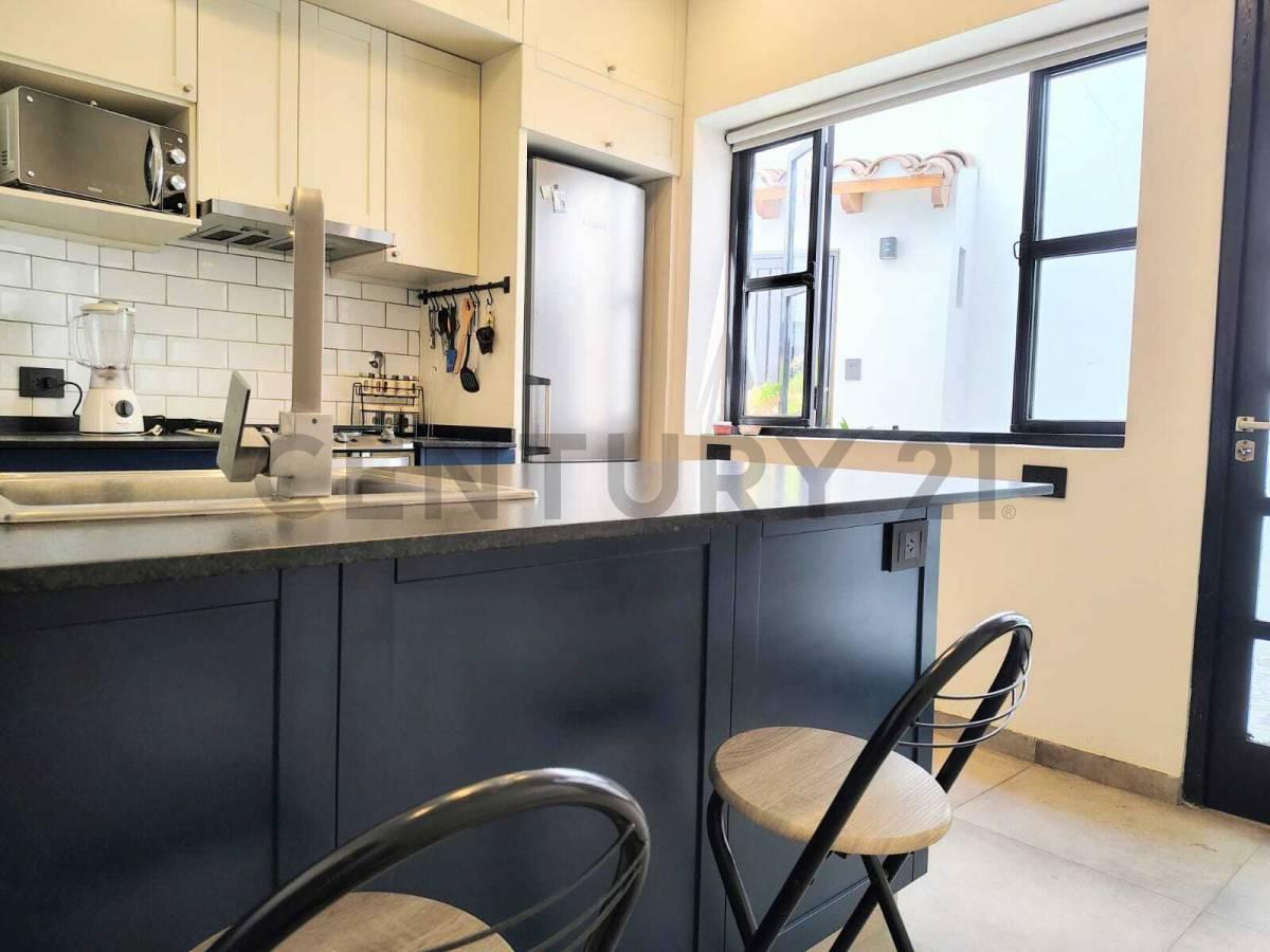 Foto de CASA ALQUILER TEMPORARIO - QUINTA SECCION - SERVICIOS INCLUIDOS, imagen 2