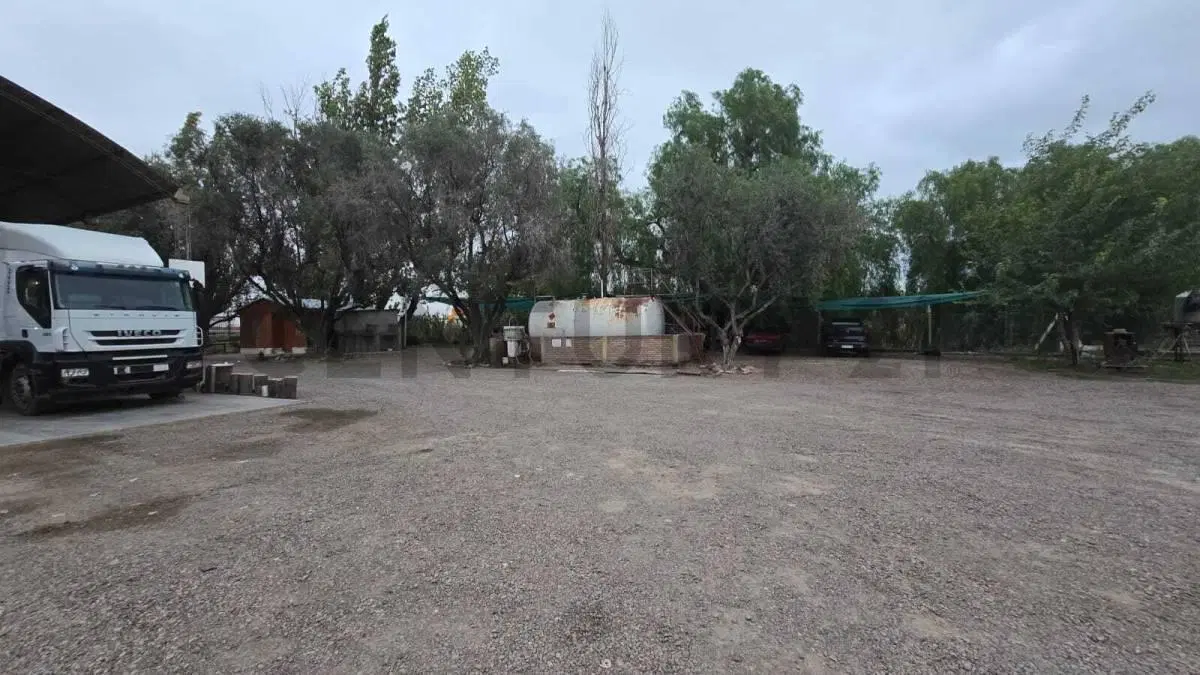 Venta de Galpones y oficinas 2