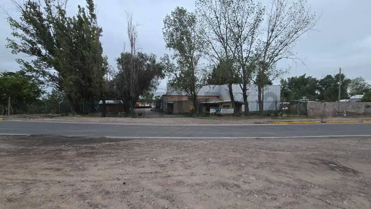 Venta de Galpones y oficinas 5