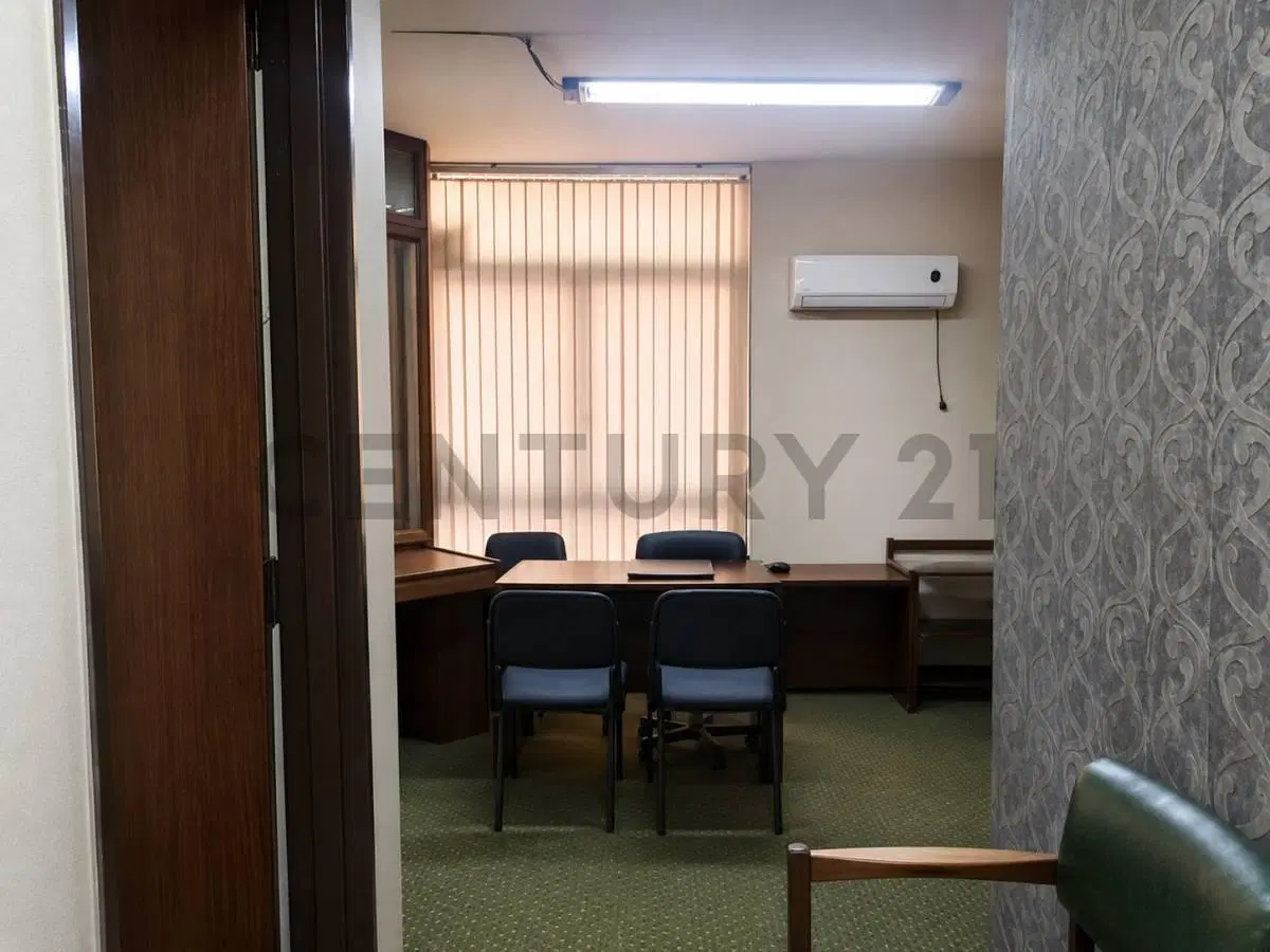 Venta de oficina en ciudad 3