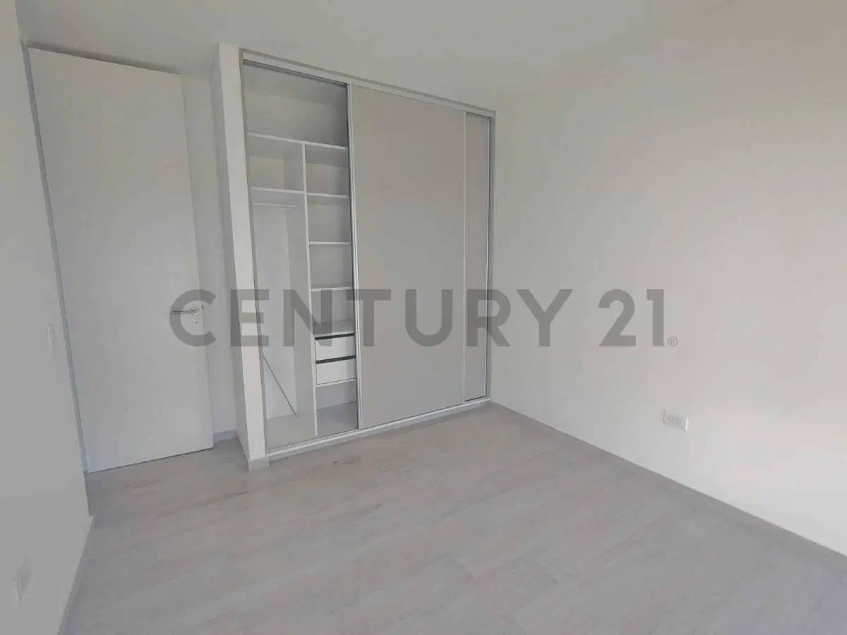 CENTURY 21 LUCIO BARROSO VENDE 2