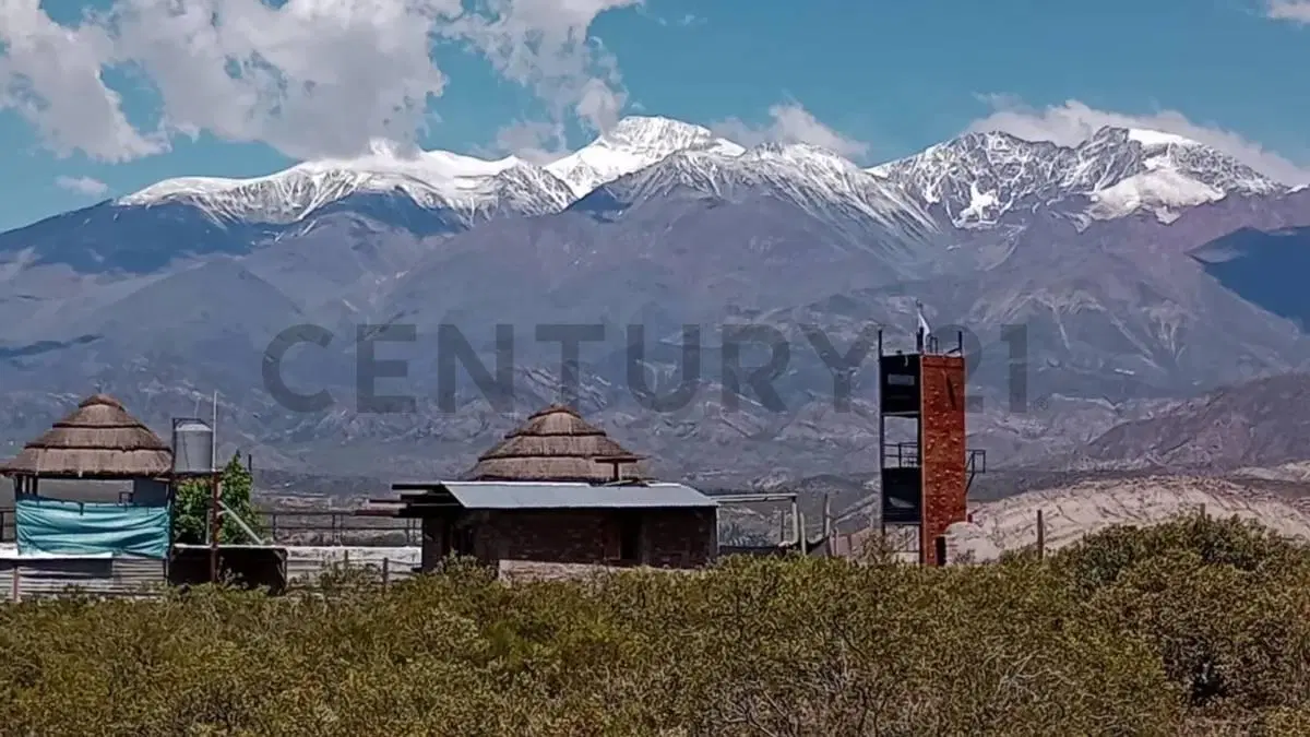 Venta de lote en Potrerillos 5