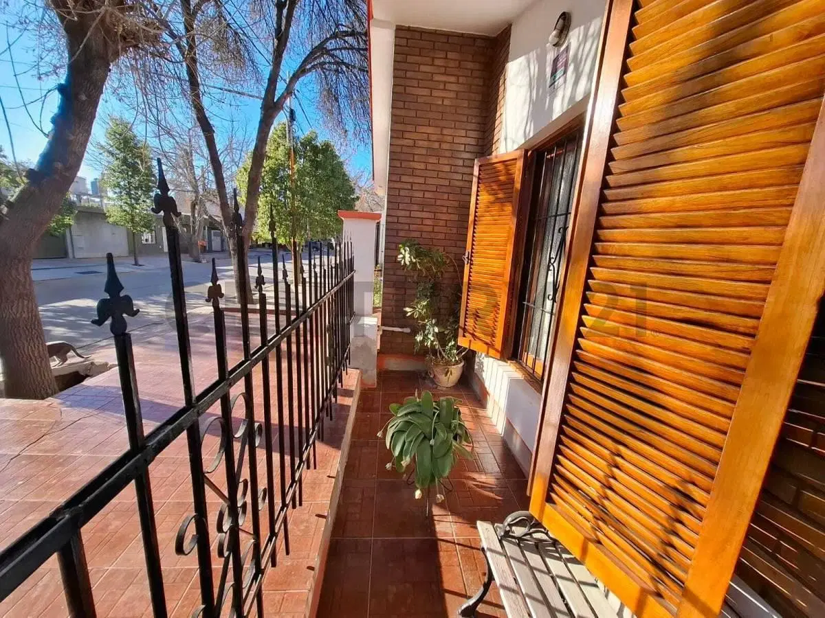 ¡Casa en venta en Guaymallen! 5