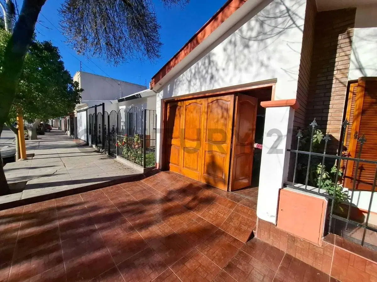 ¡Casa en venta en Guaymallen! 2