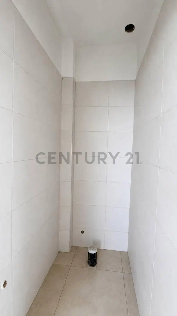 C21 Lucio Barroso vende departamento en Rincon Veneto 3