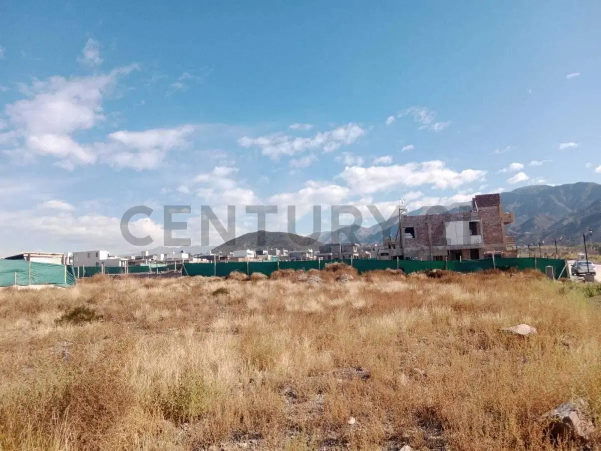 LOTE BARRIO PIRVADO LA BASTILLA 3