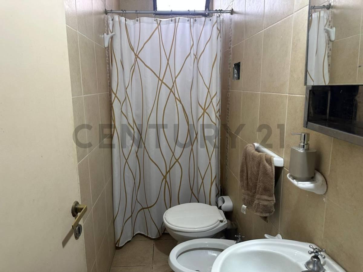Foto de CASA EN VENTA - LAS HERAS, imagen 5