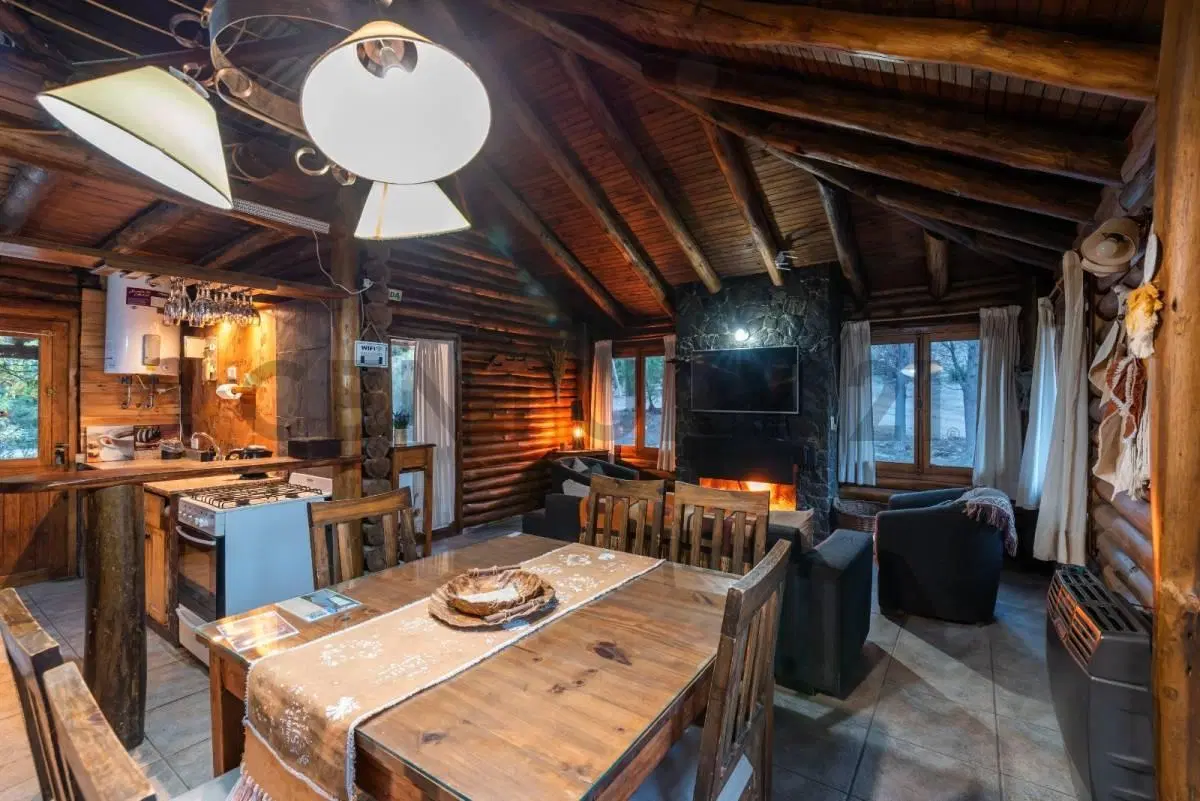 CENTURY 21 VENDE CABAÑA EN COMPLEJO CERRADO EN POTRERILLOS 2