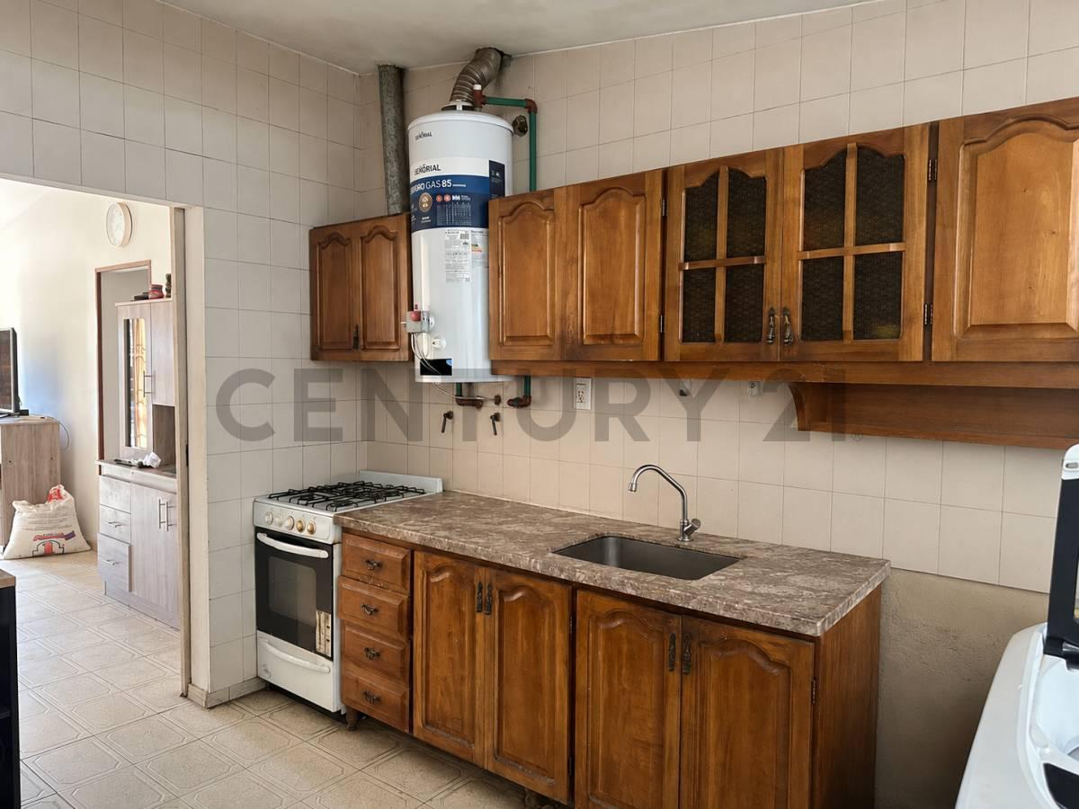 Foto de CASA EN ALQUILER - LAS HERAS, imagen 3
