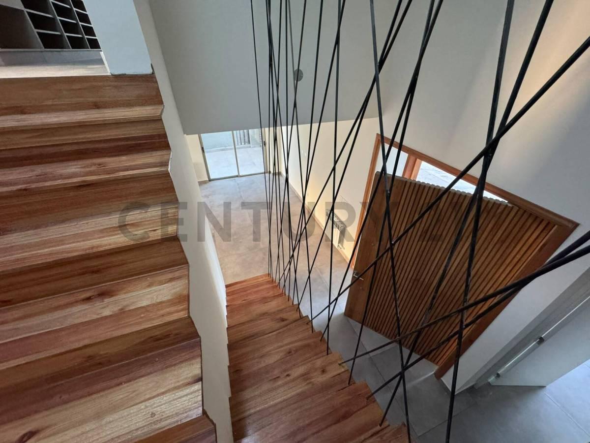 Foto de CASA EN ALQUILER EN BARRIO PRIVADO VIÑAS DEL TORREON MAIPU, imagen 1