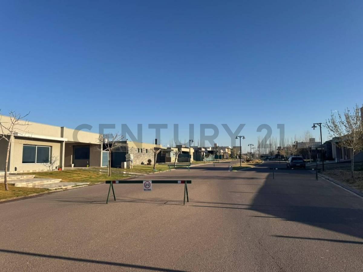 Foto de C21 Lucio Barroso Vende Lote B° La Luisa, imagen 2