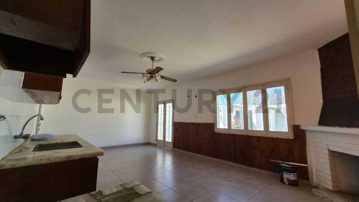 Foto de CENTURY 21 ALQUILA CASA EN CARRODILLA- LUJAN DE CUYO, imagen 1
