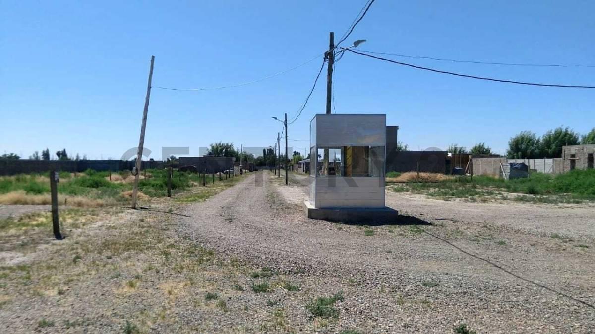 Foto de LOTE EN VENTA EN GUAYMALLEN, imagen 4