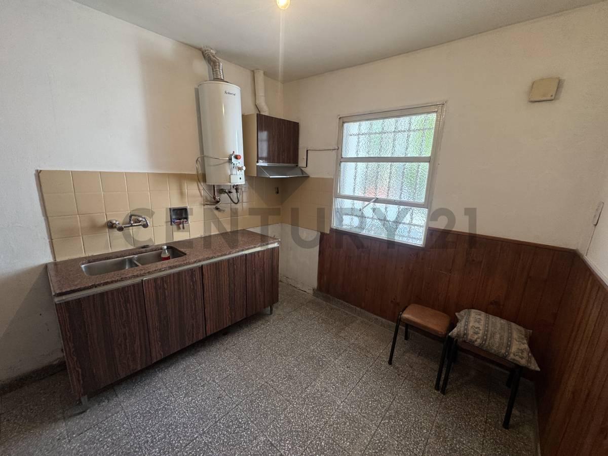 Foto de CASA EN ALQUILER MAIPU IDEAL CONSULTORIO/OFICINA, imagen 2