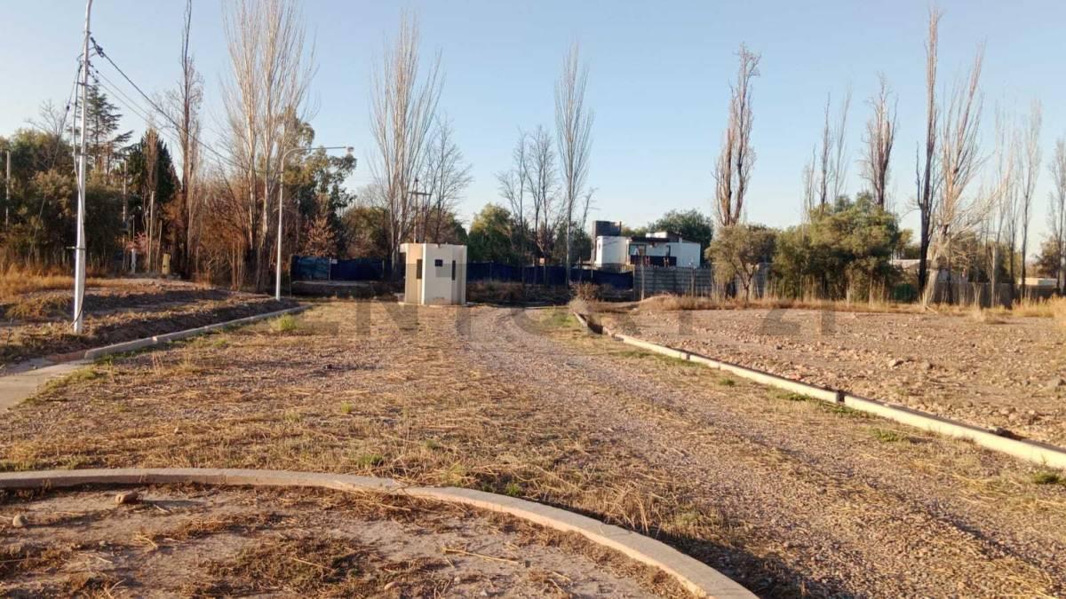 Foto de LOTE EN BARRIO LA ARBEQUINA, imagen 1