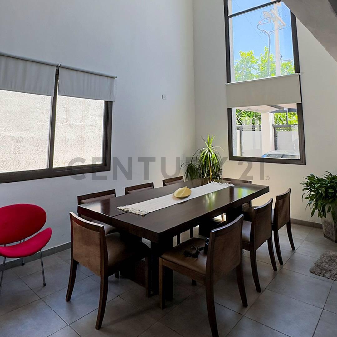 Foto de CASA DE CATEGORIA EN VENTA CON 2 DEPARTAMENTOS A ESTRENAR, imagen 2