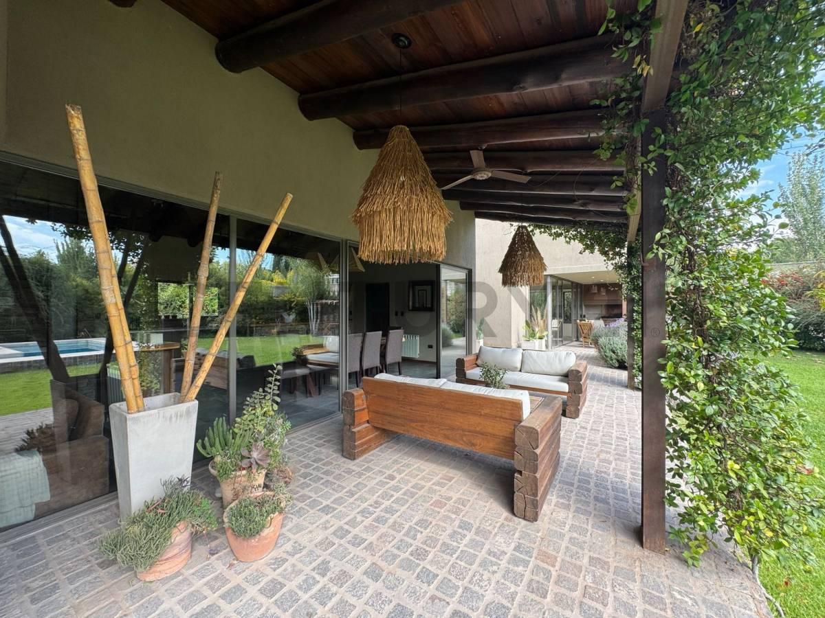 Foto de CASA DE CATEGORÍA EN CHACRAS DE CORIA, imagen 5