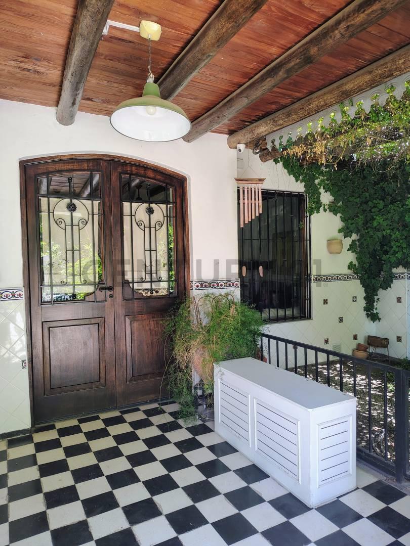 Foto de CASA EN VENTA - CHACRAS DE CORIA - LUJAN DE CUYO, imagen 1