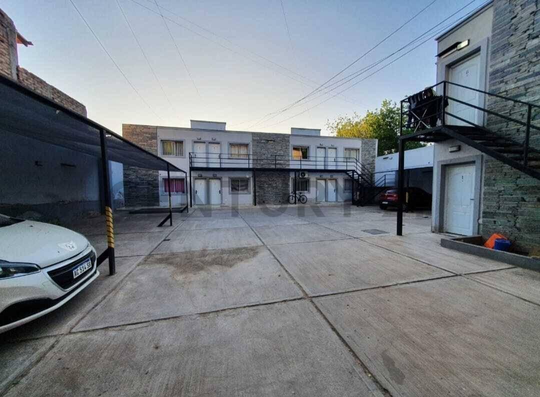 Foto de Venta de Complejo de departamentos en cuarta sección, imagen 2