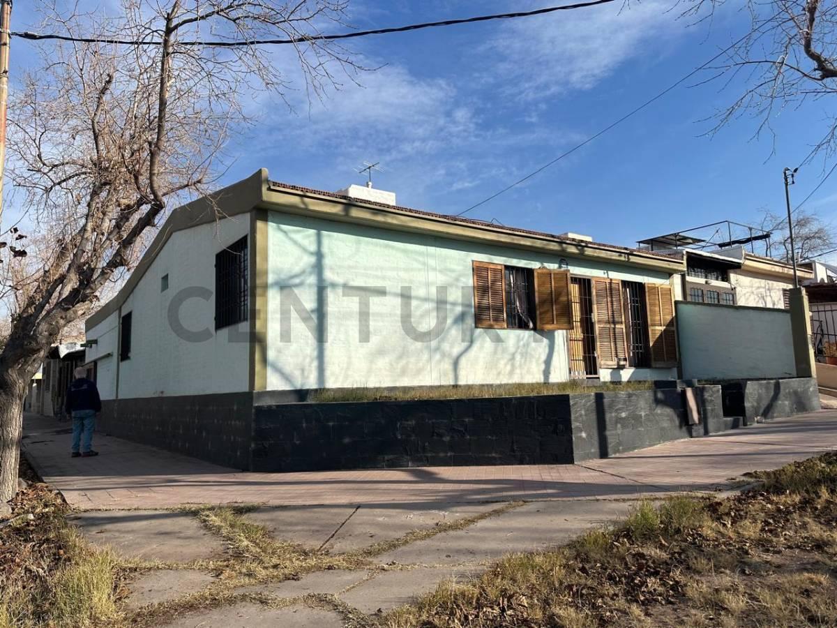 Foto de CASA EN VENTA - LAS HERAS - APTA CREDITO, imagen 2