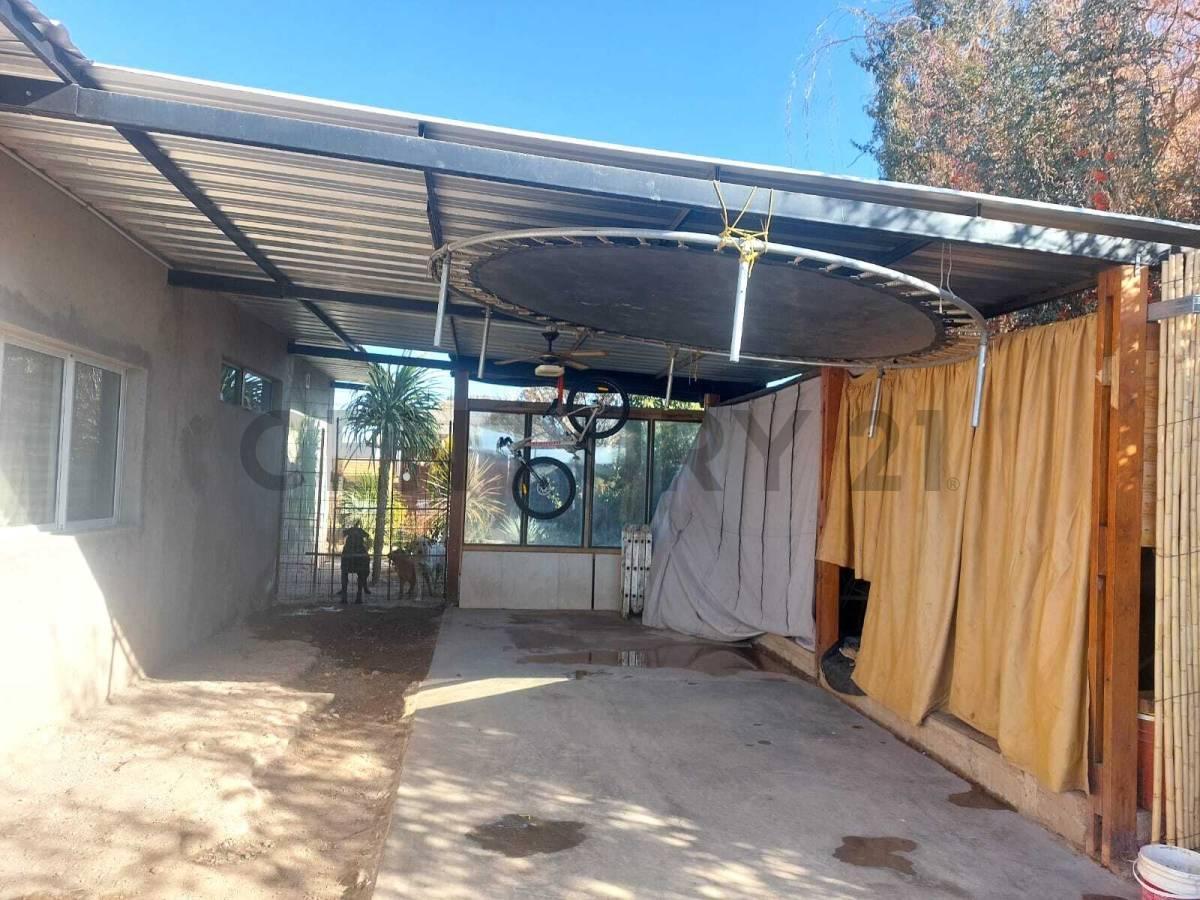 Foto de ¡Casa con quincho en venta en Lujan de Cuyo!, imagen 2